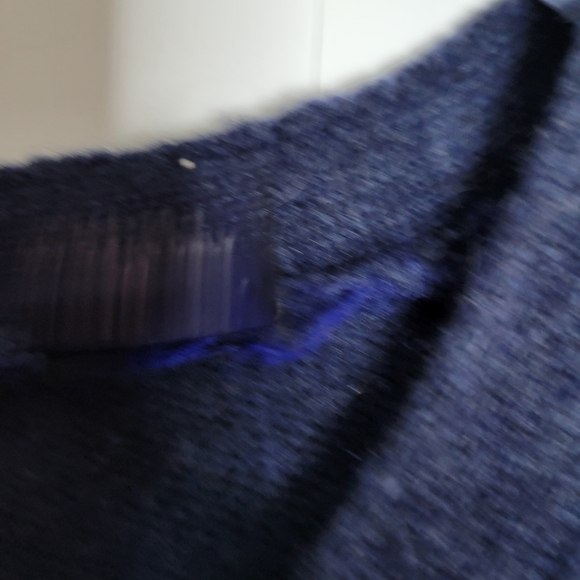 Mens Gap 100% Lambswool Navy V-neck Sweater Vest Size XL - Picture 5 of 6